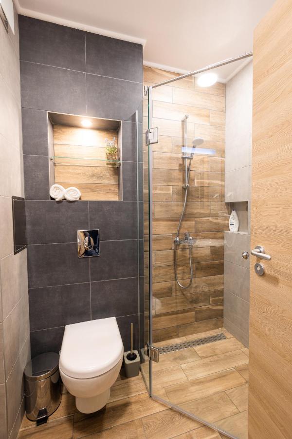 Elinor Apartments - C29 セインツ・コンスタンティン＆ヘレナ エクステリア 写真